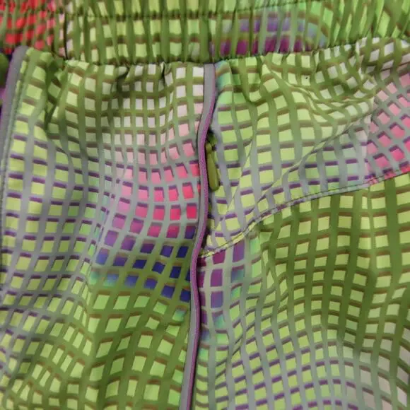 Fabletics Shorts Green Pink Multicolor Mid Rise Running Zipper Pocket XS NWT - Picture 13 of 14